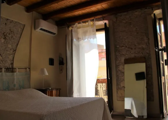 Sant Efisio Host Guest house
