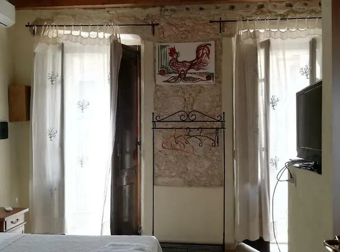 Sant Efisio Host 3* Кальяри